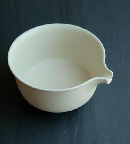 Porcelain Matcha Lipped Bowl